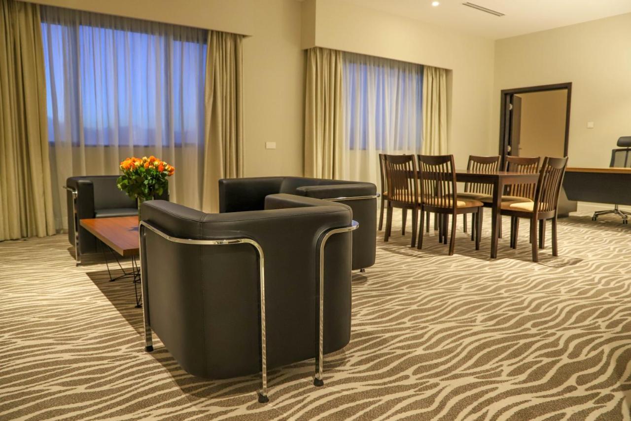 Eka Hotel エルドレット エクステリア 写真